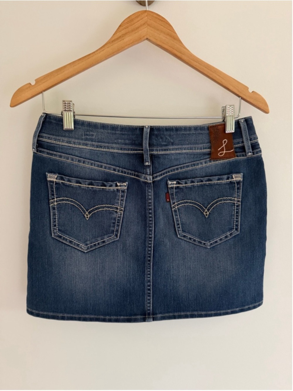 Levi’s Denim Mini Skirt Size 27 Y2K Western Country Concert Stretch Jean Skirt